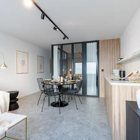 Modern Design Flat With A Stunning View Over Ostend Beach * Οστένδη