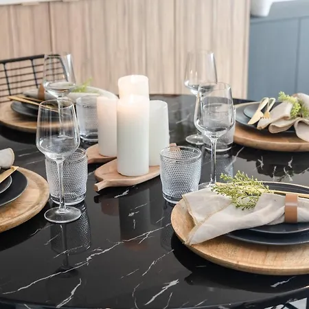 Modern Design Flat With A Stunning View Over Ostend Beach Οστένδη